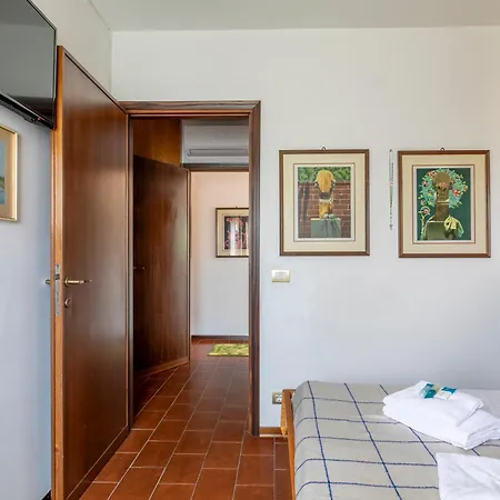Casa Marisa - In Con Piscina Apartamento Bardolino